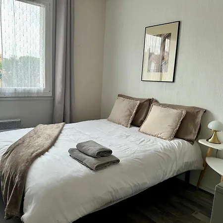 Le Victor Hugo De La Robine